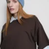 Szögletes, kerek nyakú pamut póló