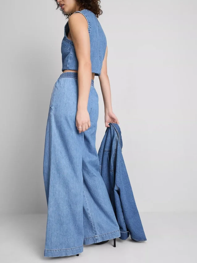 Széles szárú pamut denim edzőnadrág