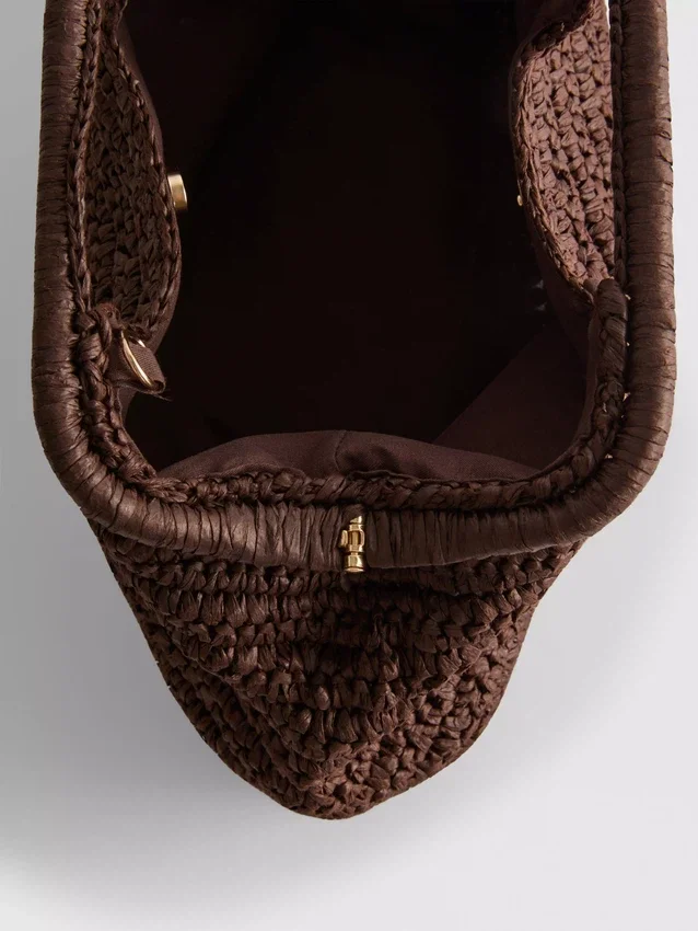 Szövött clutch táska