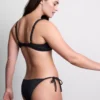 Teljesebb mellrészű, merevítős bikini felső
