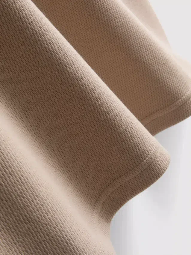 Texturált henley póló