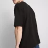 Texturált, téglalap alakú póló