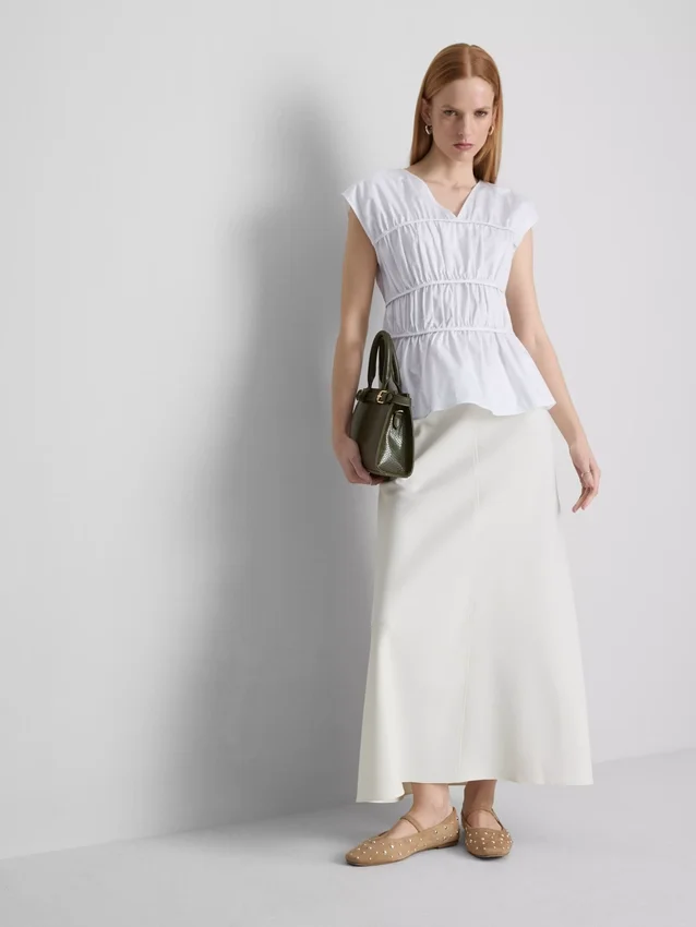 The Edit poplin redős V-nyakú felső