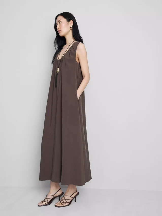 The Edit trapéz szabású maxi ruha