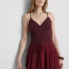V-nyakú babydoll top