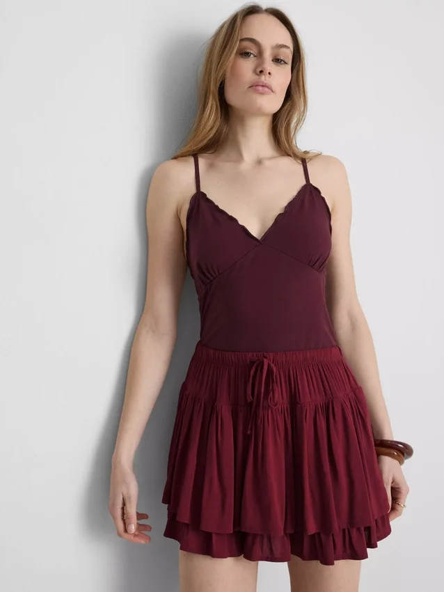 V-nyakú babydoll top