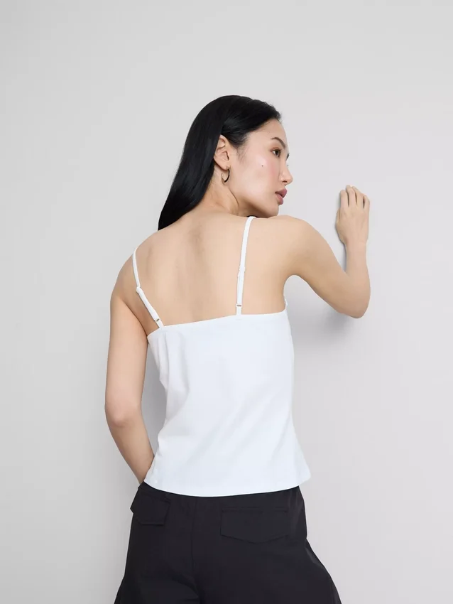 V-nyakú babydoll top