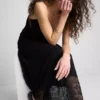 V-nyakú csipkés maxi ruha
