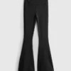 Vajas puhaságú, tágas szárú leggings