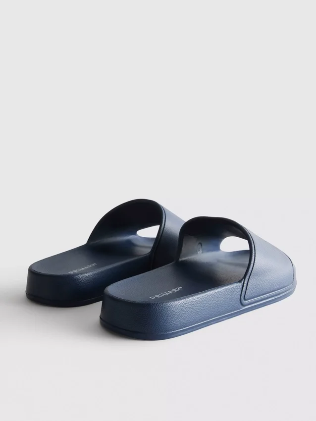 Vastag talpú medencepapucs